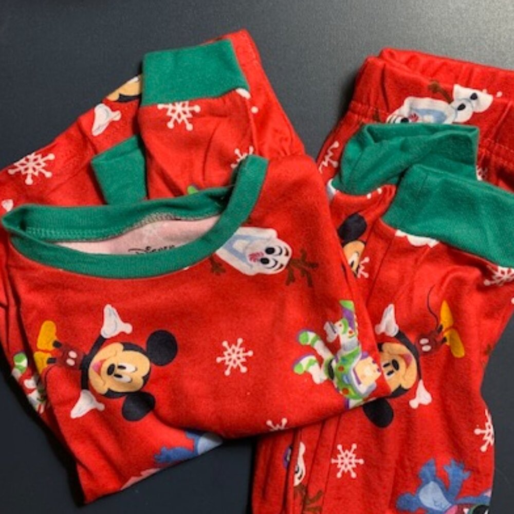 Disney 100 PJ Set NEW Size 4 Children Unisex